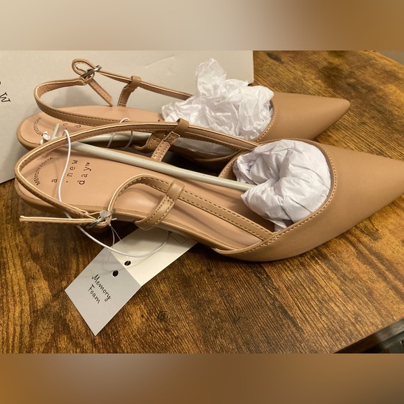 Women's Annette Slingback Kitten Heels with Memory Foam a New Day Size 8 new - Picture 5 of 6